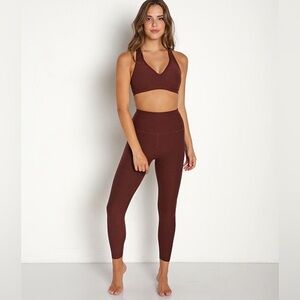 Beyond Yoga
Spacedye Midi High Waisted Legging Mahogany Brown